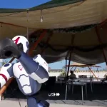 ربات انسان‌نمایی که پشتک می‌زند!